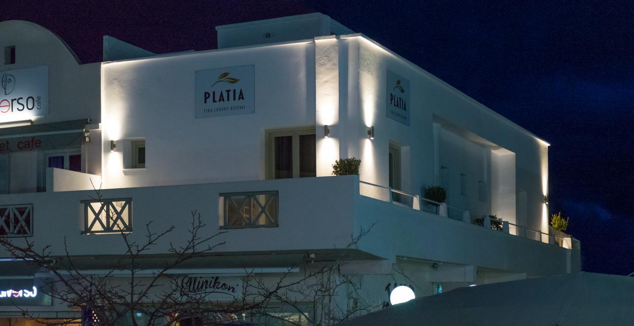 ホテル Platia サントリーニ エクステリア 写真